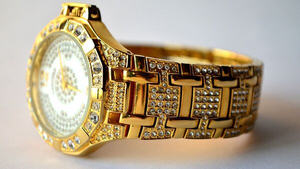 Золотые наручные часы - Sputnik Казахстан