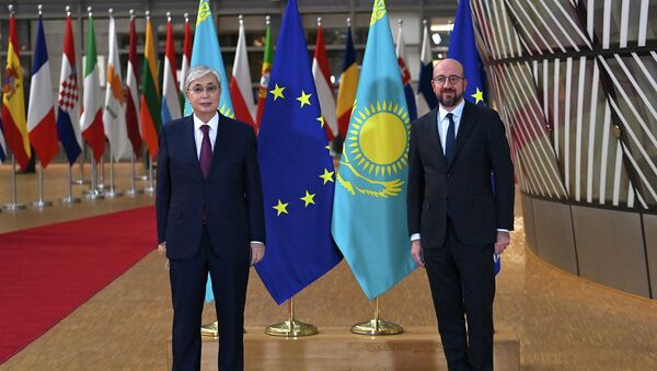 Президент Касым-Жомарт Токаев провел переговоры с президентом Европейского Совета Шарлем Мишелем - Sputnik Казахстан