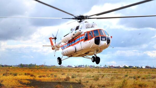 Вертолет совершил вынужденную посадку, архивное фото  - Sputnik Казахстан