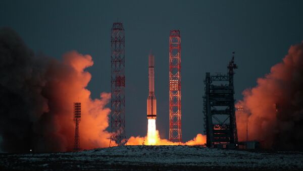 Ракета Протон-М стартовала с Байконура - Sputnik Казахстан