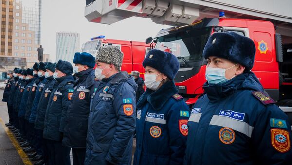 Новая пожарная техника в Нур-Султане - Sputnik Казахстан