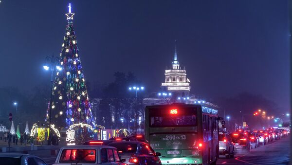 Новогоднее оформление улиц Алматы  - Sputnik Казахстан
