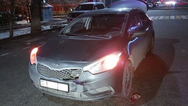 Сбитую на перекрестке улиц Макатаева и Валиханова девушку с тяжелыми травмами госпитализировали  - Sputnik Казахстан