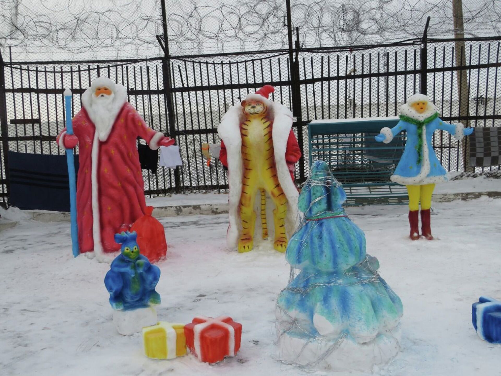 Конкурс на лучшие ледяные фигуры в Карагандинской колонии - Sputnik Казахстан, 1920, 01.02.2022