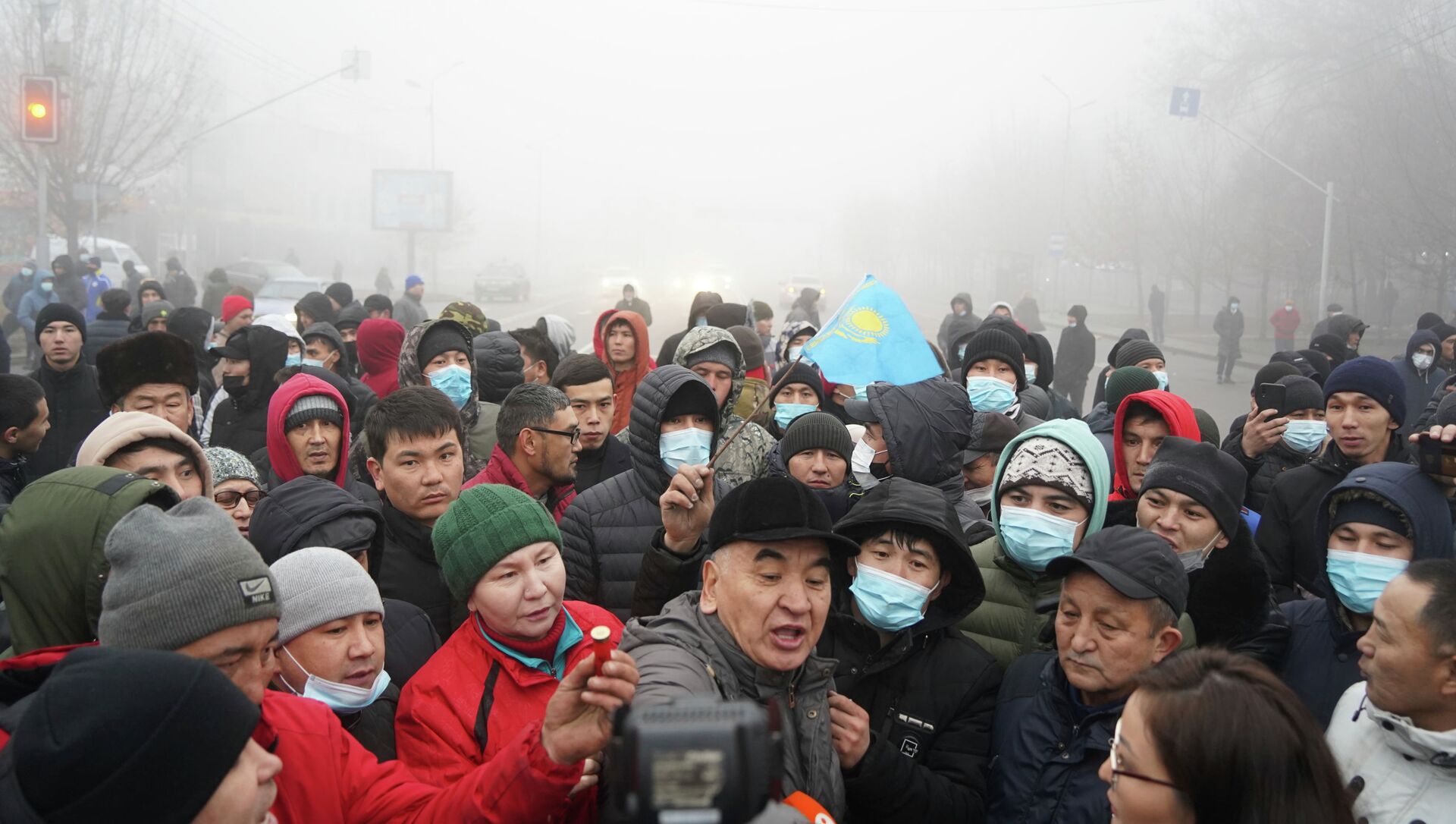 Протестующие на улицах Алматы  - Sputnik Казахстан, 1920, 27.01.2022