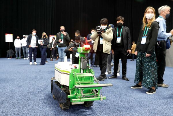 Naio Technologies құрастырған толық дербес фермерлік роботы Лас-Вегастағы CES 2022 көрмесінде таныстырылды. - Sputnik Қазақстан