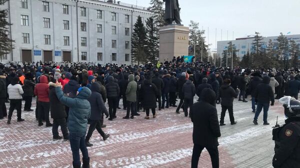 Митинг в Павлодаре 5 января  - Sputnik Қазақстан