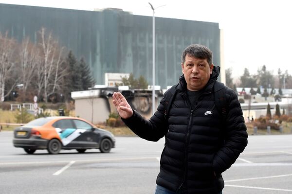 Корреспондент Sputnik Казахстан Александр Мироглов с места событий - Sputnik Казахстан