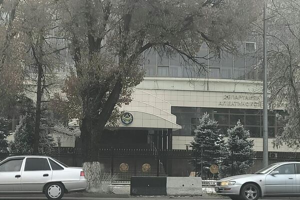 Здание департамента полиции Алматинской области пострадало в результате январских беспорядков - Sputnik Казахстан