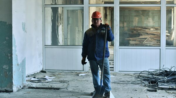 Реконструкция с капитальным ремонтом здания телеканала Казахстан в Алматы после январских погромов - Sputnik Казахстан