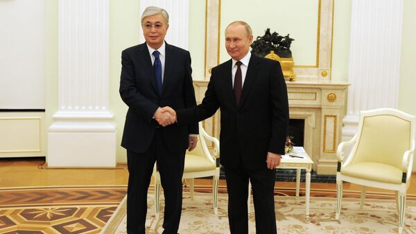 Президент РФ В. Путин провел переговоры с президентом Казахстана К.-Ж. Токаевым - Sputnik Казахстан