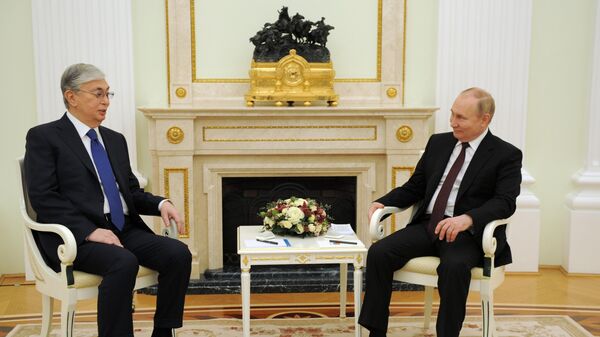 Президент РФ В. Путин провел переговоры с президентом Казахстана К.-Ж. Токаевым - Sputnik Қазақстан