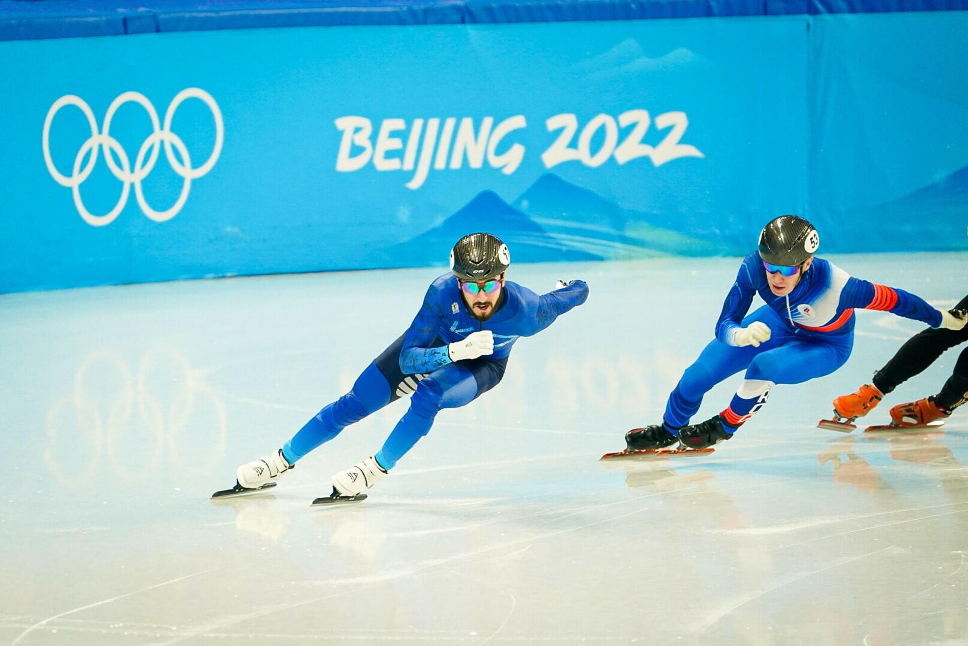 Два шорт-трекиста вышли в полуфинал Олимпиады - Sputnik Казахстан, 1920, 13.02.2022