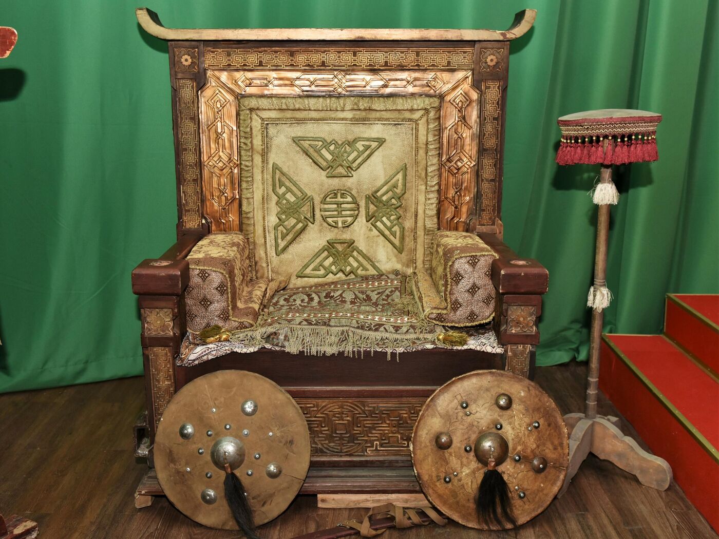 Орыс қыздарымен Woodman кастинг Жалаңаш қыздар мастурбация жасайды