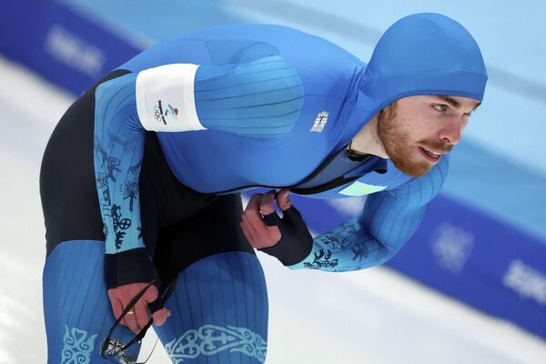 Еще один дебютант Олимпиады конькобежец Дмитрий Морозов тоже считает свои результаты достойными. На дистанции в 1000 метров он был 17-м, а на 1500 метров - восемнадцатым.  - Sputnik Казахстан