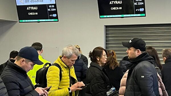 Казахстанцы регистрируются на репатриационный рейс  - Sputnik Казахстан