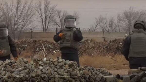 Возобновляются работы по ликвидации последствий происшествий на складах боеприпасов - Sputnik Казахстан