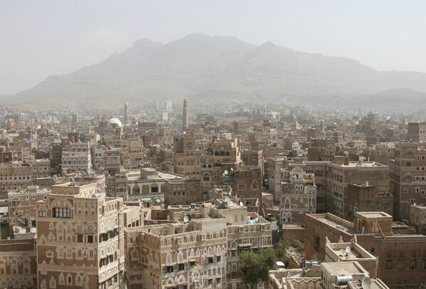 Йемендегі Сана қаласының тарихи орталығы. Бұл тарихи нысанға төнген қауіп Йемендегі қарулы қақтығысқа байланысты - Sputnik Қазақстан