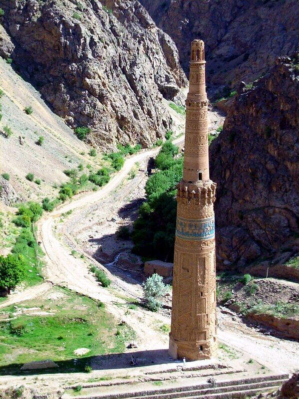 800-летний минарет Джема находится под угрозой из-за наводнения в провинции Гор в Афганистане. - Sputnik Казахстан
