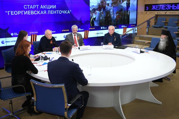 Мультимедийная пресс-конференция, приуроченная к старту акции Георгиевская ленточка - Sputnik Казахстан