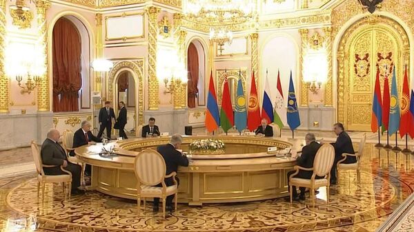 Встреча проходит в московском Кремле по предложению Республики Армения, председательствующей в ОДКБ - Sputnik Казахстан
