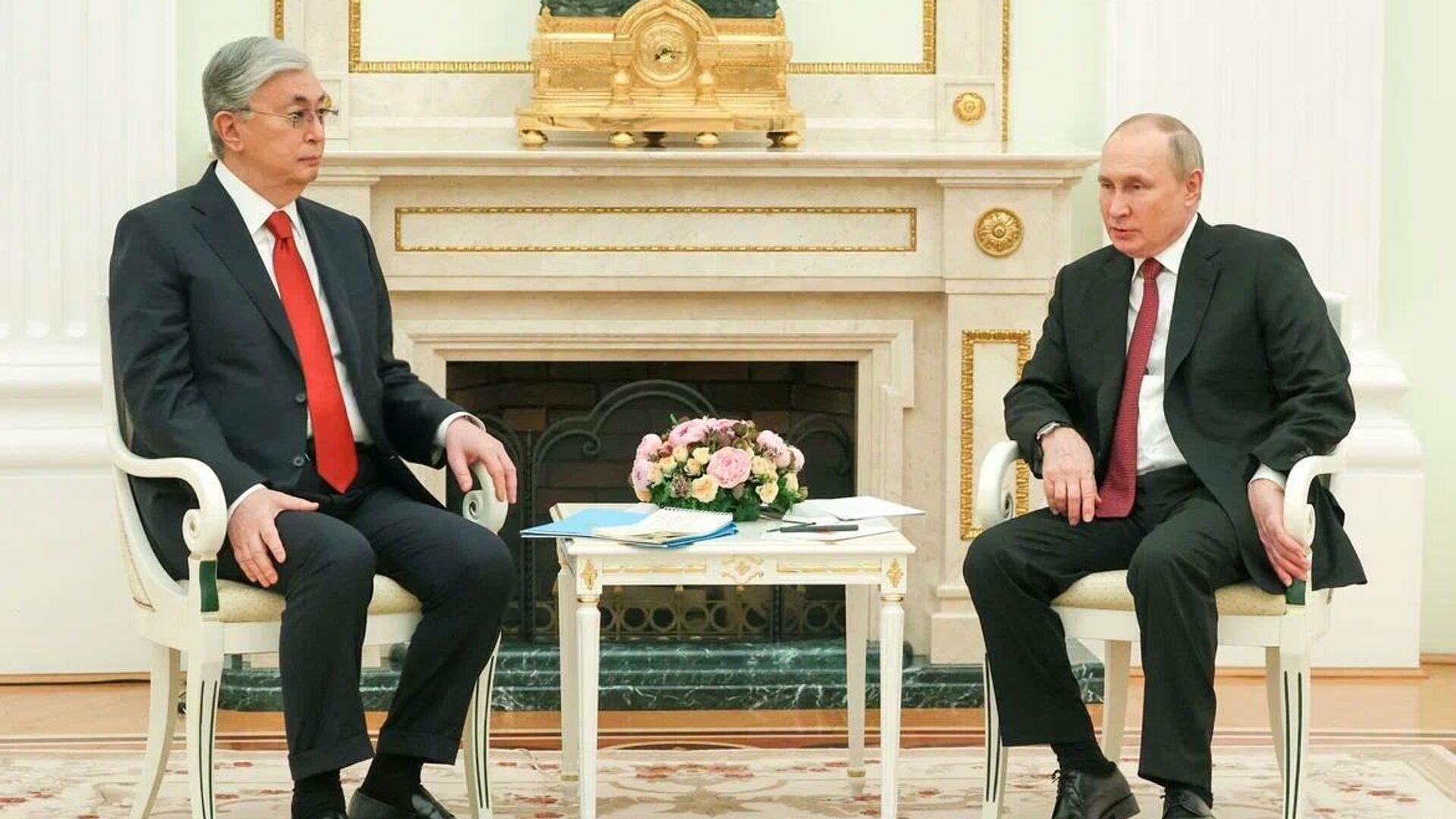Токаев и Путин обсудили сотрудничество после завершения саммита ОДКБ - Sputnik Казахстан, 1920, 16.05.2022