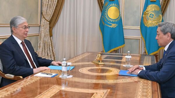 Токаев принял председателя РОО Организация ветеранов Бактыкожу Измухамбетова - Sputnik Казахстан