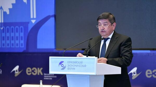 Председатель кабинета министров КР Акылбек Жапаров - Sputnik Казахстан