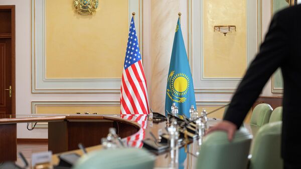 Визит Помощника Государственного секретаря США Дональда Лу в Республику Казахста - Sputnik Казахстан
