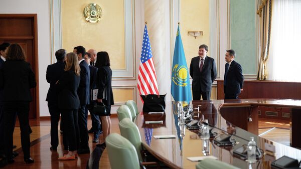 Визит Помощника Государственного секретаря США Дональда Лу в Республику Казахста - Sputnik Казахстан