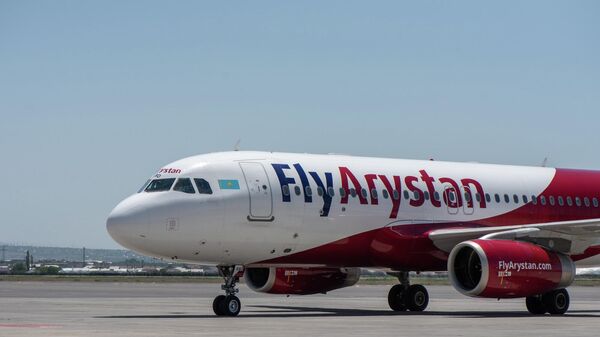 Церемония встречи первого рейса авиакомпании FlyArystan в международном аэропорту Еревана (столица Армении) Звартноц - Sputnik Казахстан