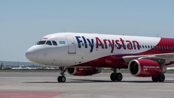 Церемония встречи первого рейса авиакомпании FlyArystan в международном аэропорту Еревана (столица Армении) Звартноц - Sputnik Қазақстан
