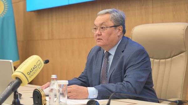 Секретарь Центральной избирательной комиссии Казахстана Мухтар Ерман - Sputnik Казахстан