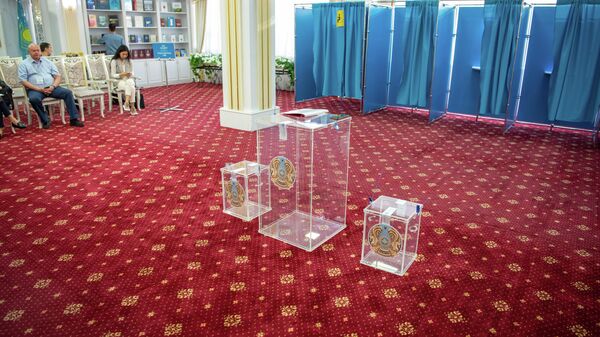 Участок для голосования на референдуме - Sputnik Казахстан