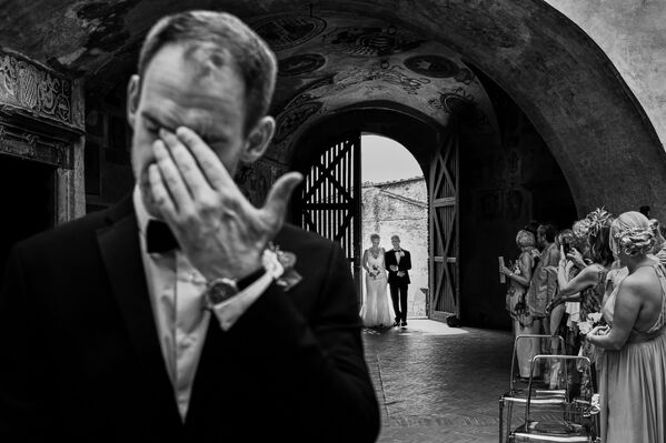 Снимок &quot;Прибытие невесты&quot; итальянского фотографа Дамиано Сальвадори. Первое место в категории &quot;Свадьба&quot;. - Sputnik Казахстан