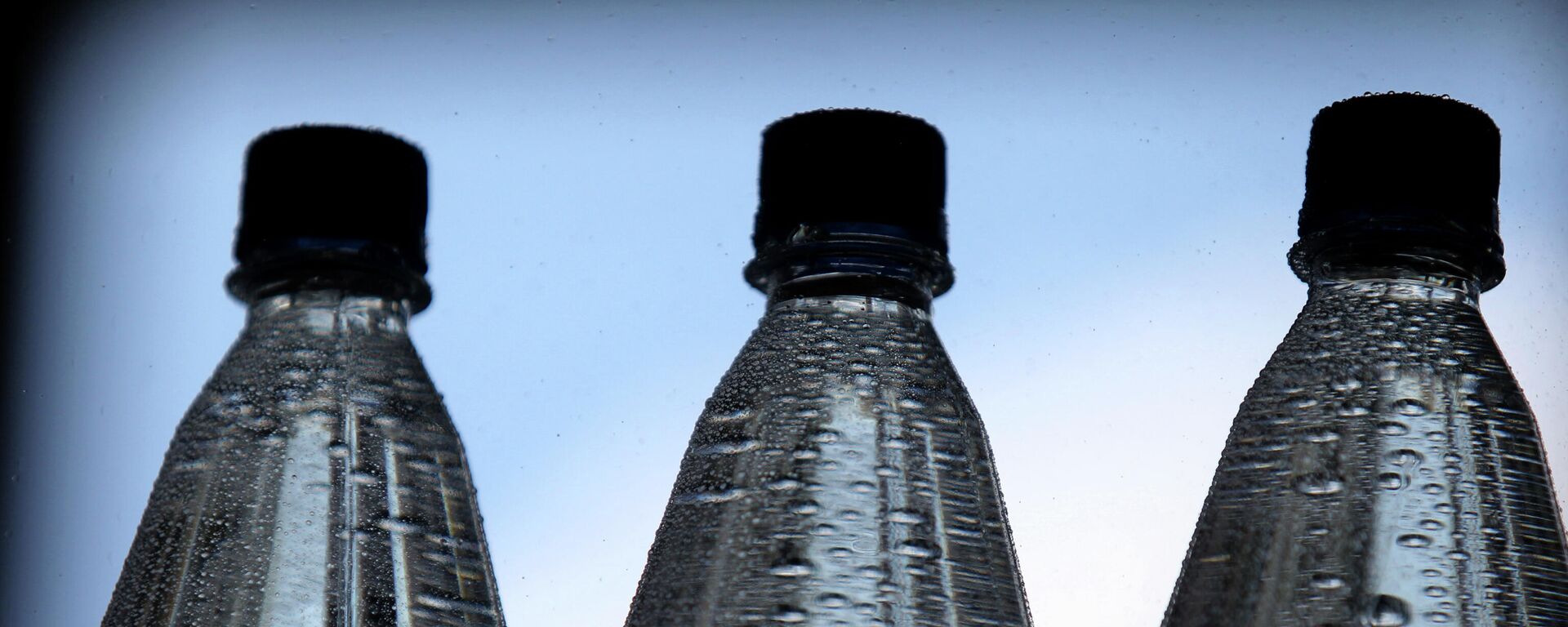Бутылки с минеральной водой, архивное фото - Sputnik Казахстан, 1920, 15.09.2022