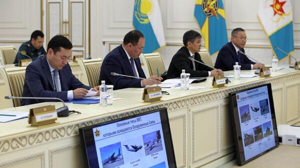 В Минобороны Казахстана обсудили перевооружение армии  - Sputnik Казахстан
