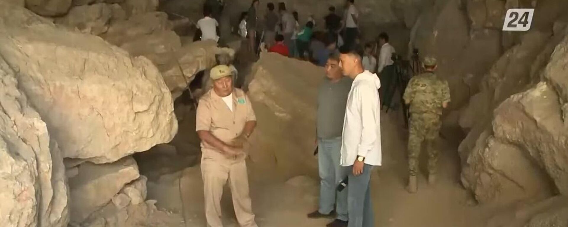 Уникальную находку обнаружили археологи в самой древней пещере Туркестанской области - Sputnik Казахстан, 1920, 07.07.2022