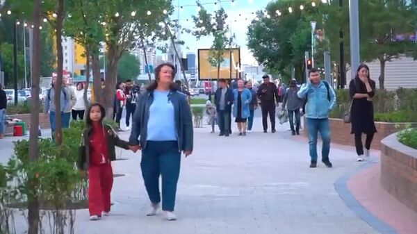 Новый пешеходный променад открыли в правобережье столицы - видео - Sputnik Казахстан