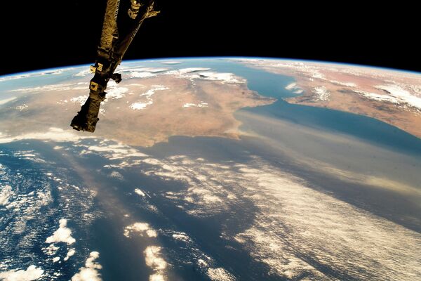 Вид из космоса на страдающую от засухи Португалию. - Sputnik Казахстан