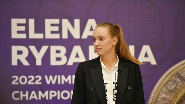 Елена Рыбакина на пресс-конференции - Sputnik Казахстан