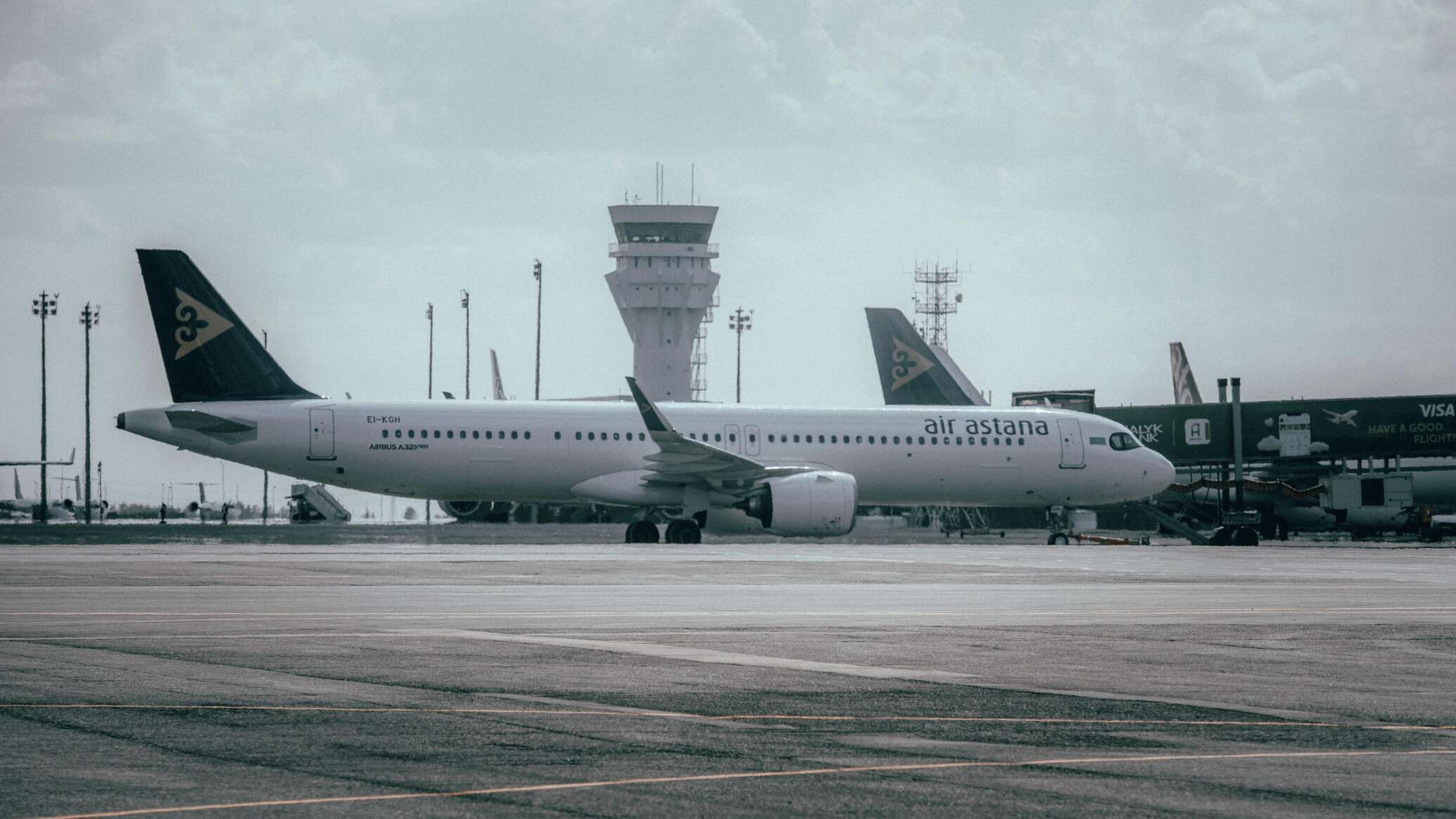 Boeing 737‑800 Скат Казахстан Астана. Астана Казахстан фото. Самолёт Астана Минск расписание дней полета.