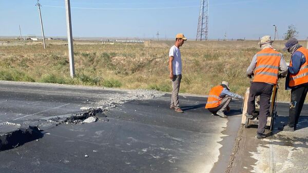 На трассе Самара - Шымкент из-за высокой температуры поднялось бетонное покрытие - Sputnik Казахстан