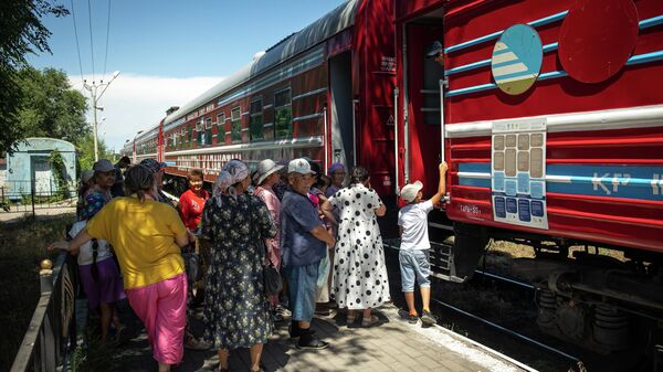 Медицинский поезд Саламатты Қазақстан посетит 9 отдаленных поселков Павлодарской области
 - Sputnik Казахстан