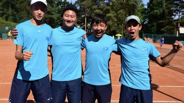 Казахстанские юниоры победили экс-чемпионов мира
 - Sputnik Казахстан