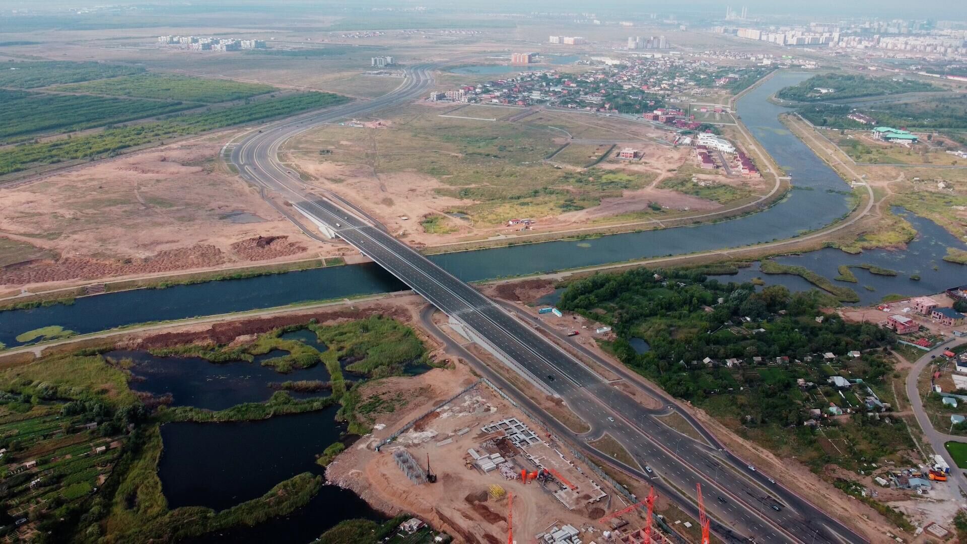 В Нур-Султане открыли движение по новому мосту через Есиль - Sputnik Казахстан, 1920, 08.08.2022