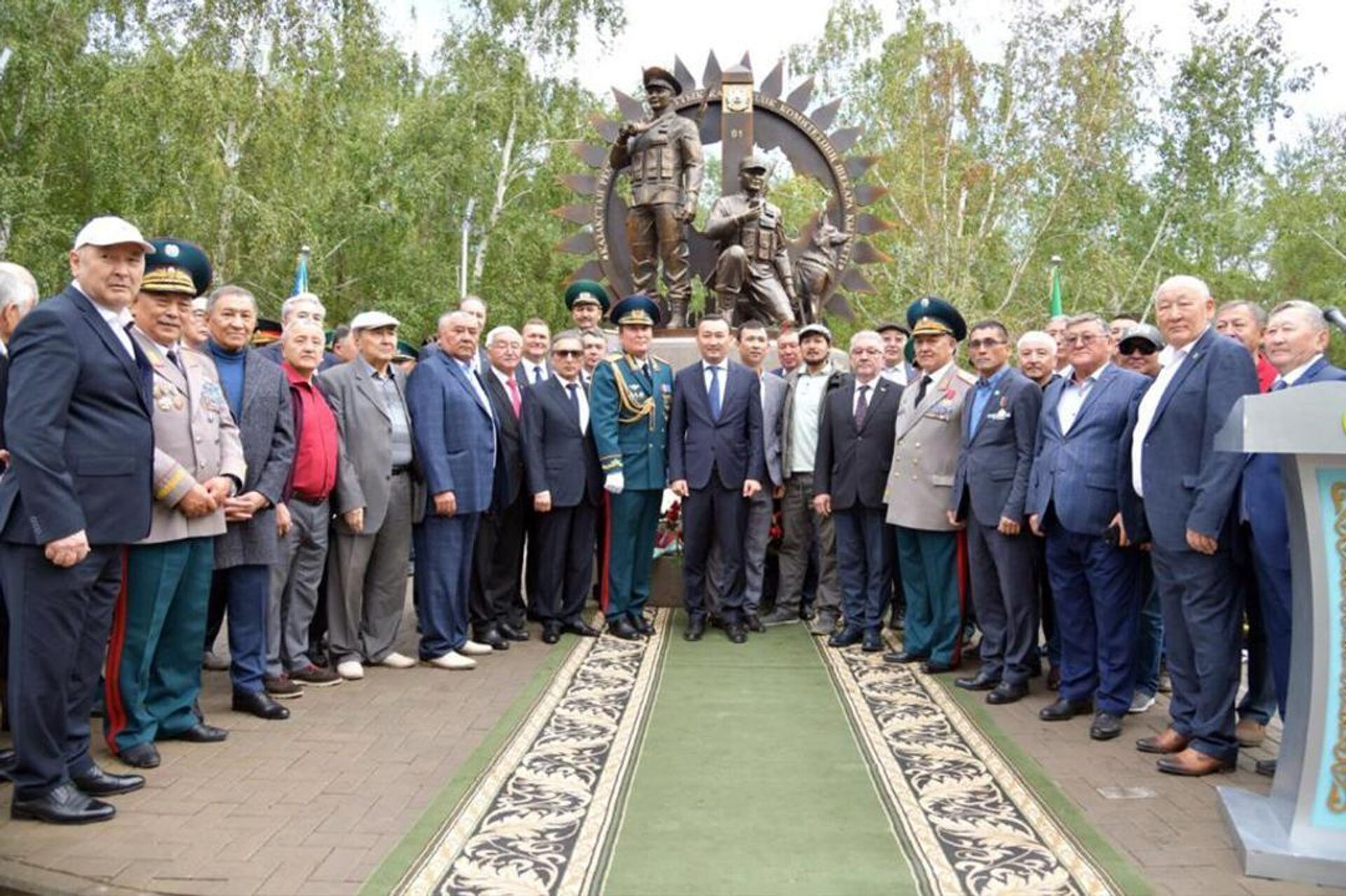 Памятник пограничникам открыли в Нур-Султане - Sputnik Казахстан, 1920, 18.08.2022