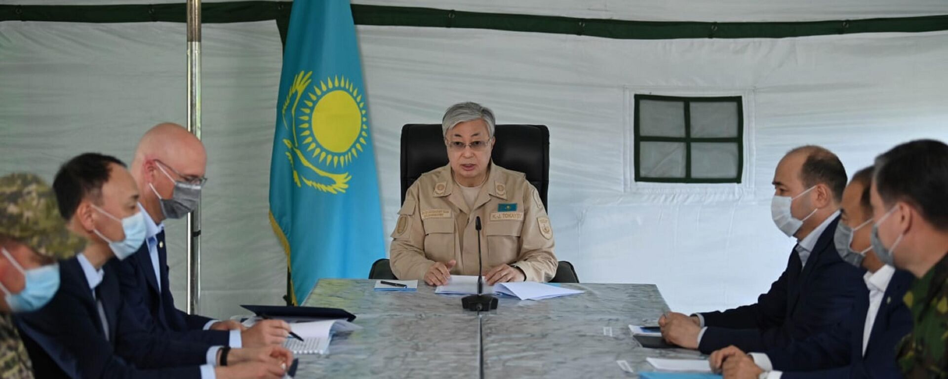 Касым-Жомарт Токаев провел заседание оперативного штаба по ликвидации пожаров в Костанайской области  - Sputnik Казахстан, 1920, 05.09.2022