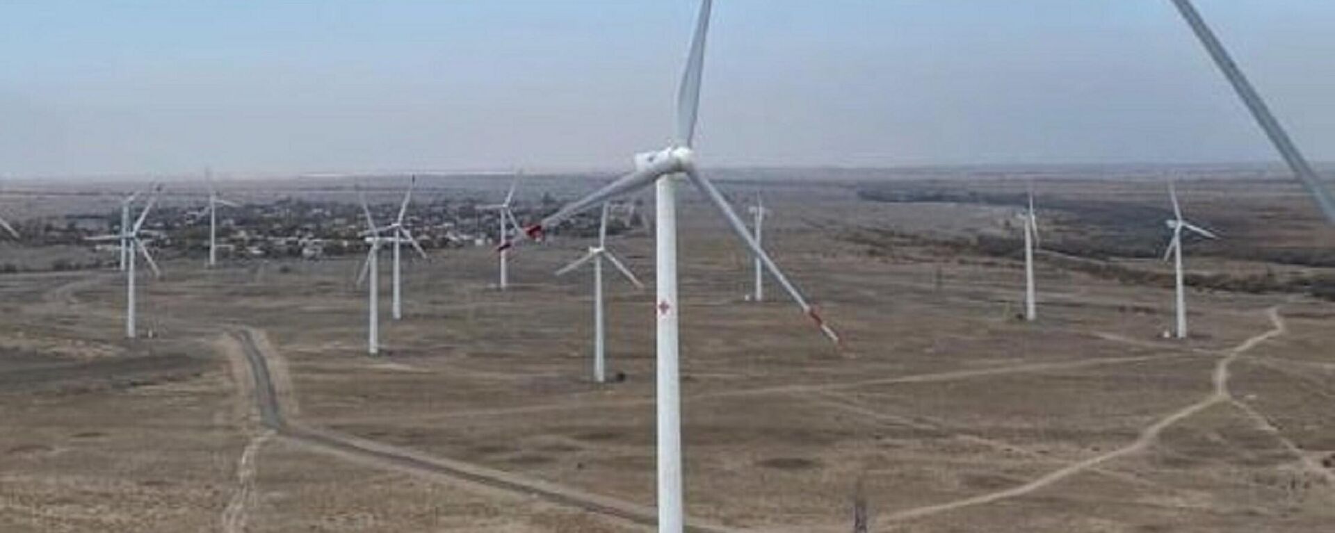 Новый парк ветряных электростанций компании Самрук-Энерго под Алматы  - Sputnik Казахстан, 1920, 12.09.2022