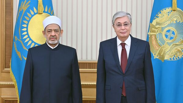 Касым-Жомарт Токаев встретился с Верховным имамом университета Аль-Азхар Ахмедом ат-Тайебом - Sputnik Казахстан